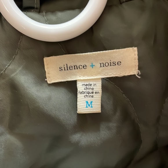 Green bomber jacket - Picture 2 of 2